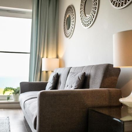 Stunning Sea Views, Luxury Apartment Beaches & Restaurants Are A Short Walk Away Ньюки Экстерьер фото