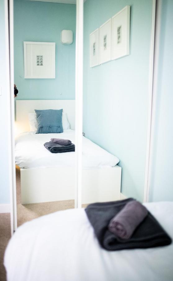 Stunning Sea Views, Luxury Apartment Beaches & Restaurants Are A Short Walk Away Ньюки Экстерьер фото